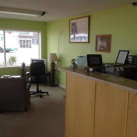 Wheatland Inn Anthony Екстериор снимка